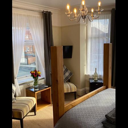 The Whalebone Arch Hotel Whitby Buitenkant foto