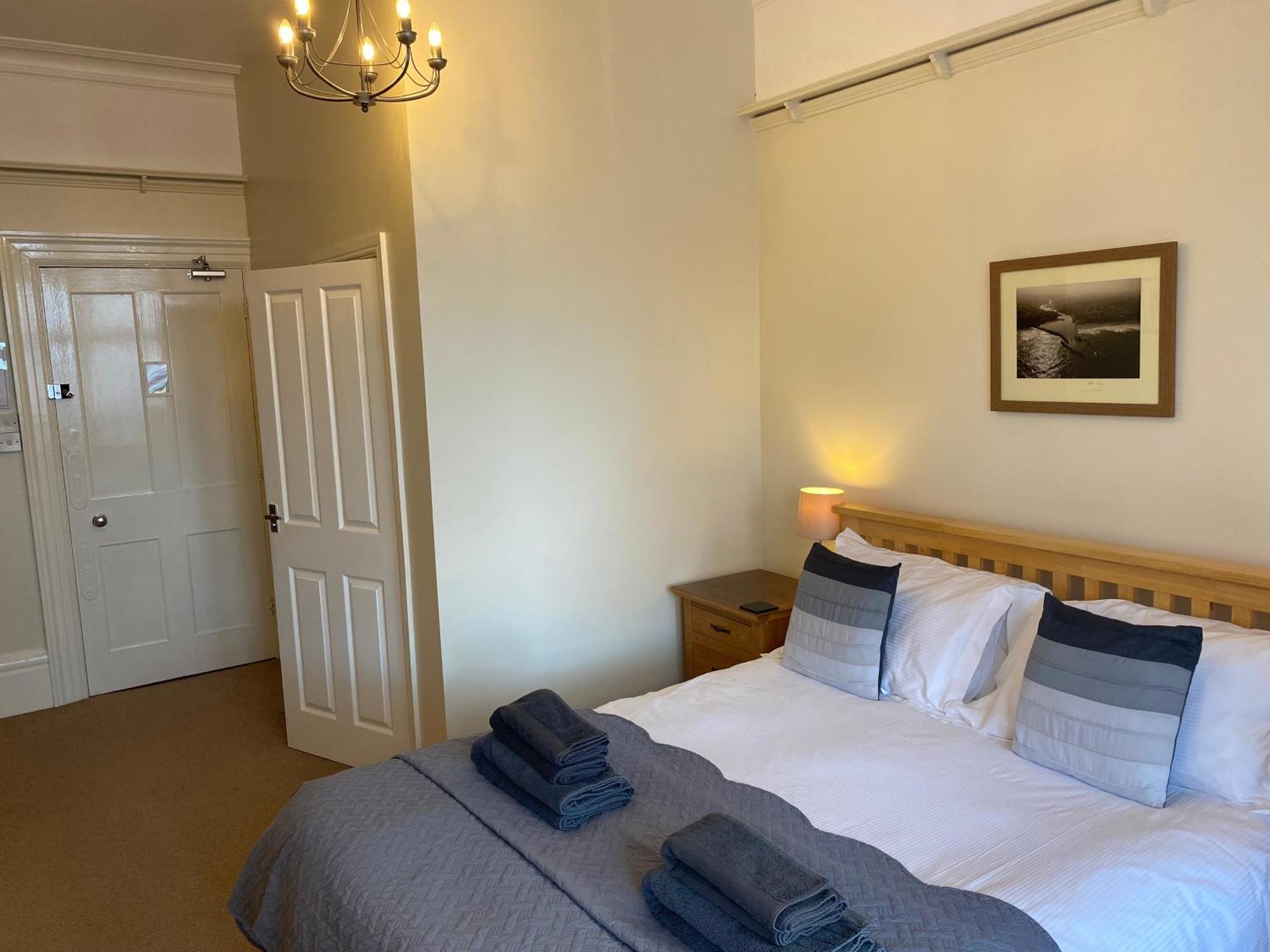 The Whalebone Arch Hotel Whitby Buitenkant foto